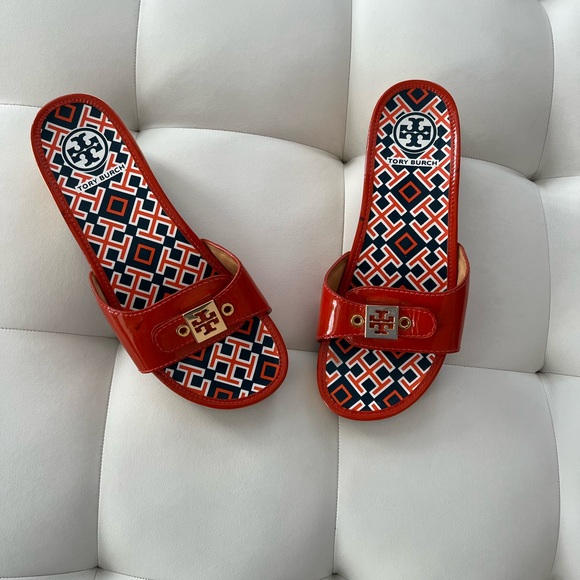 Tory Burch buckle clogs 8 - Picture 5 of 11